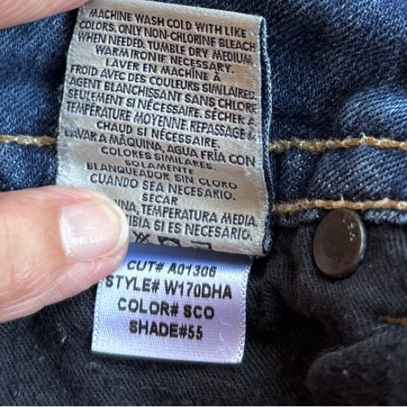 Hudson Jeans Blue Jean Shorts Frayed Hem Low Rise Size 26 - Picture 9 of 10